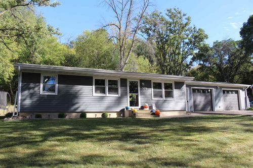 103 Walnut St, Sioux Rapids, IA, 50585-7749 | Card Image