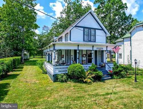 104 G St, MOUNTAIN LAKE PARK, MD, 21550-3611 | Card Image