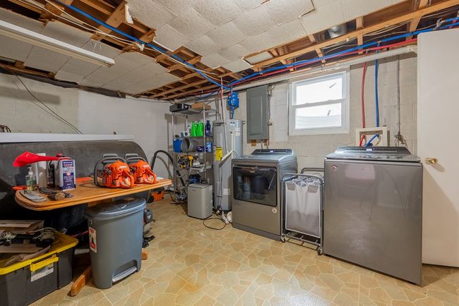 27 Glenn Pine Ln, House other with 3 bedrooms, 3 bathrooms and null parking in Fancy Gap VA | Image 36