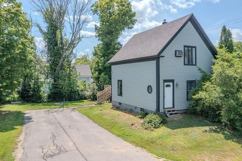 55 Charles St, Milton, NH, 03851-4669 | Card Image