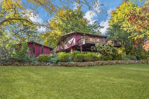 235 Whipstick Rd, Wilton, CT, 06897-1315 | Card Image