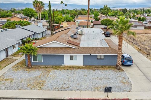 962 Monarch St, Hemet, CA, 92543-7273 | Card Image