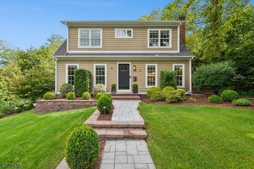 71 Fairview Ave, West Orange, NJ, 07052-2611 | Card Image