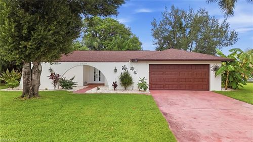 1439 Claret Ct, FORT MYERS, FL, 33919-3433 | Card Image