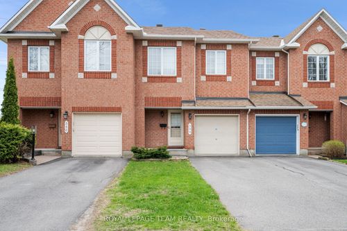 544 Renaissance Dr, Orléans, ON, K4A4E8 | Card Image