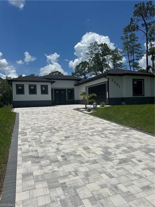 2201 Jackson Ave, ALVA, FL, 33920 | Card Image