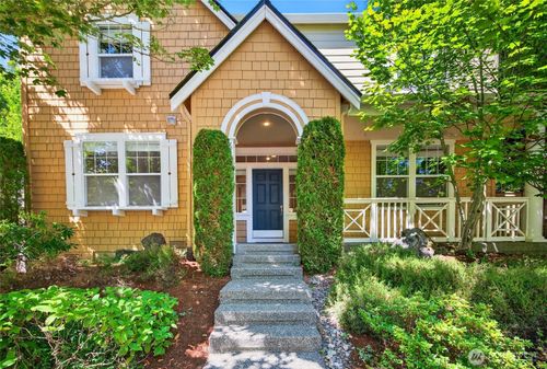 6921 Elderberry Ave Se, Snoqualmie, WA, 98065-9458 | Card Image