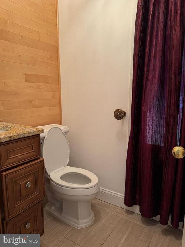 7820 Whiterim Ter, Townhouse with 3 bedrooms, 4 bathrooms and null parking in POTOMAC MD | Image 7