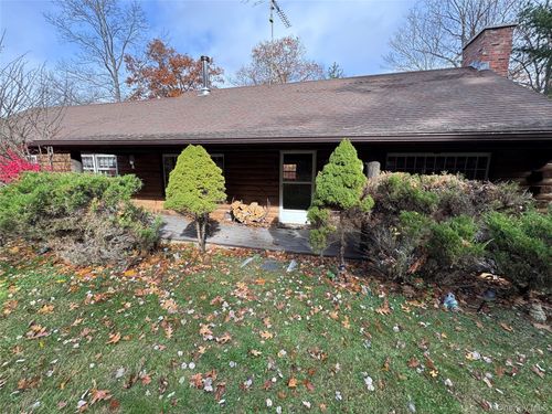 stop-18-284 Hall Hill Rd Stop 18 Hall Hill Rd, Ancram, NY, 12502-5454 | Card Image