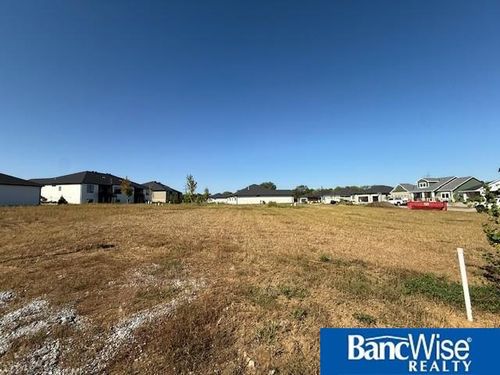 1549 S 93rd St, Lincoln, NE, 68520-1406 | Card Image