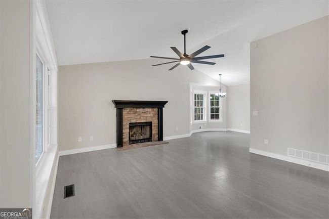 12 Remington Ct, House other with 3 bedrooms, 2 bathrooms and 2 parking in Euharlee GA | Image 7