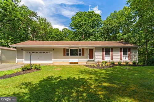 11053 Brent Town Rd, CATLETT, VA, 20119-2410 | Card Image