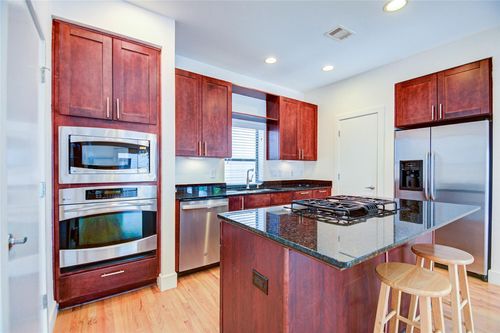 b-4505 Eigel St, Houston, TX, 77007-3413 | Card Image
