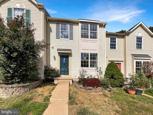8524 Charnwood Ct, MANASSAS, VA, 20111-1756 | Card Image