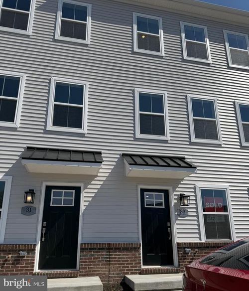 33 E Front St, BRIDGEPORT, PA, 19405-1468 | Card Image