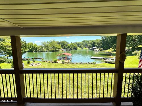 400 Baywood Dr, Piney Flats, TN, 37686-4508 | Card Image