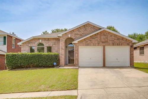 909 Western Pass, Fort Worth, TX, 76179-2341 | Card Image