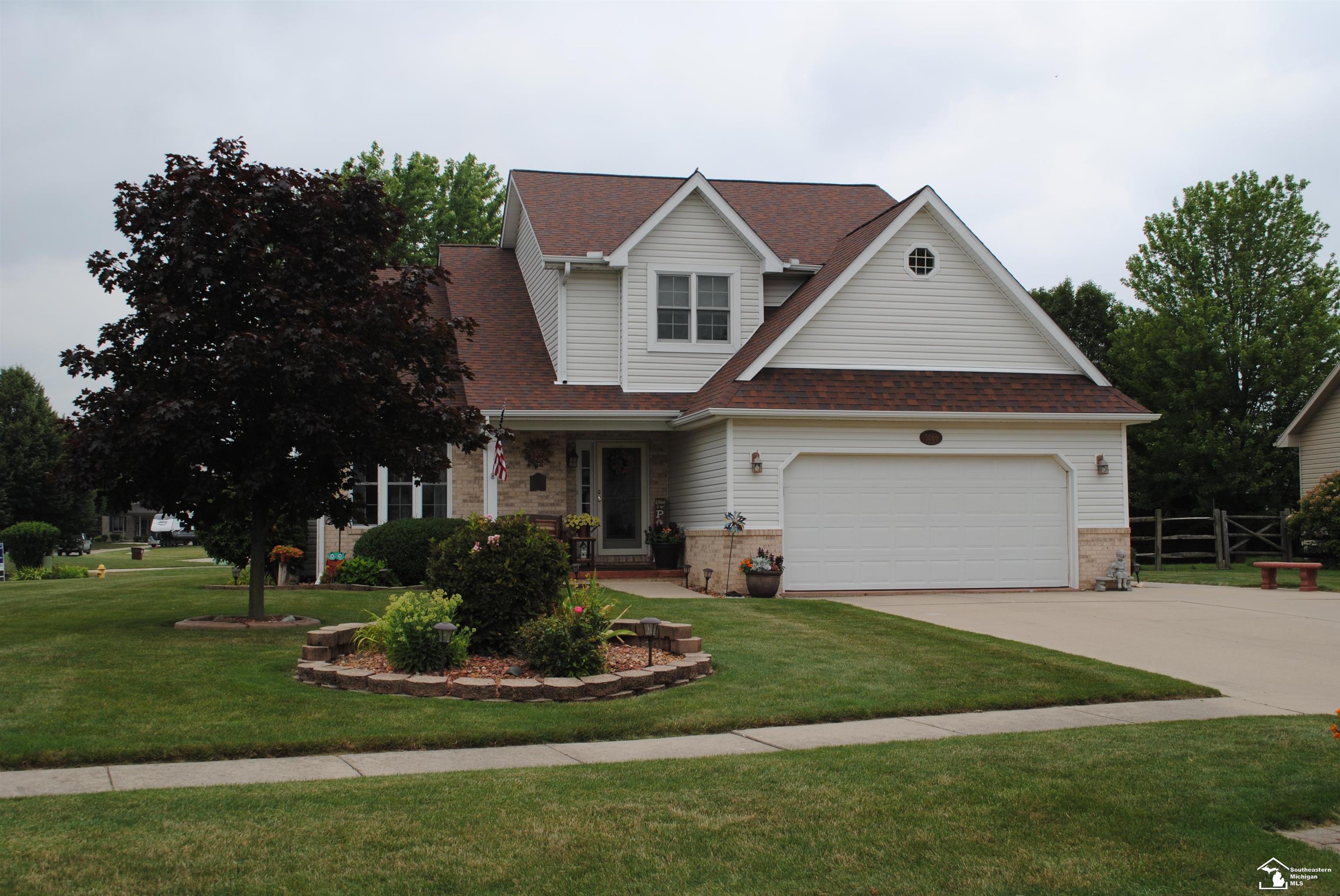 Oakhaven Ln, Monroe, MI 48161