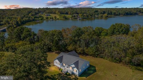 16025 Days Bridge Rd, MINERAL, VA, 23117-9675 | Card Image