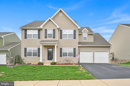 57 Dawkins Dr, EAST EARL, PA, 17519-9275 | Card Image