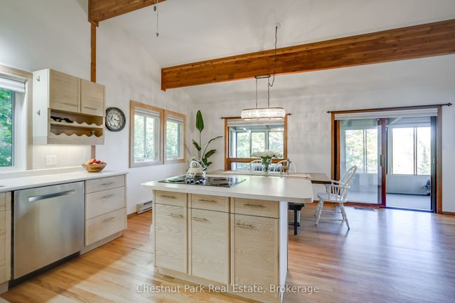1033 Point Ideal Rd, House other with 4 bedrooms, 3 bathrooms and 8 parking in Dwight ON | Image 8