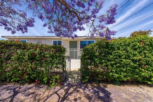 329 W 14th St, National City, CA, 91950-4327 | Card Image