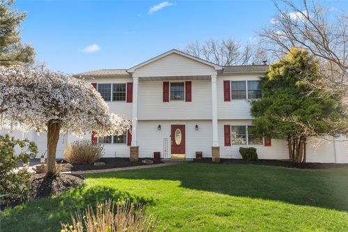 26 Millbury Ln, South Setauket, NY, 11720-1218 | Card Image