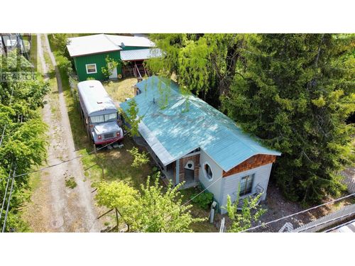 814 Josephine St, New Denver, BC, V0G1S1 | Card Image