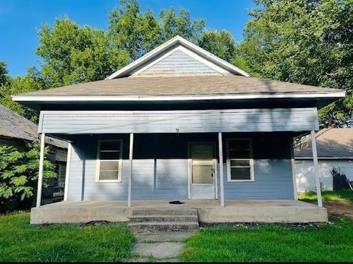 320 9th St Nw, Paris, TX, 75460-4018 | Card Image