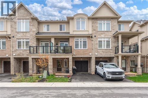 39-40 Zinfandel Dr, Stoney Creek, ON, L8E0L1 | Card Image
