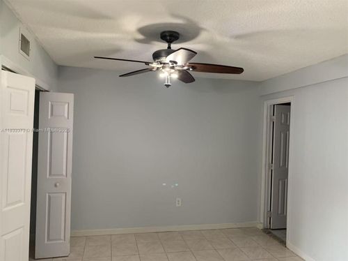 studio-1062 W 42nd Pl, Hialeah, FL, 33012-7721 | Card Image