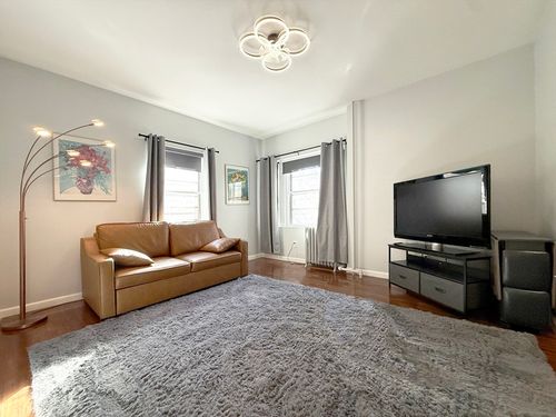 8-108 Washington St, Boston, MA, 02135-4333 | Card Image