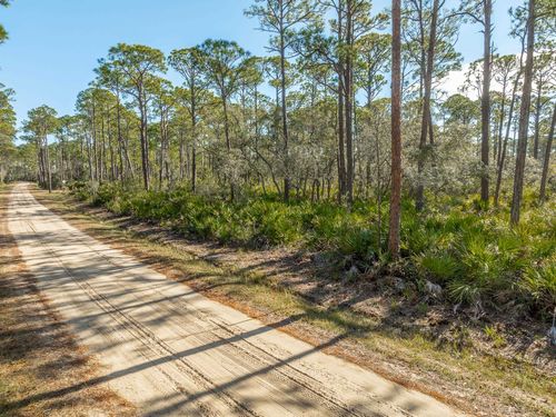 86 Lake View Dr, PANACEA, FL, 32346-5165 | Card Image