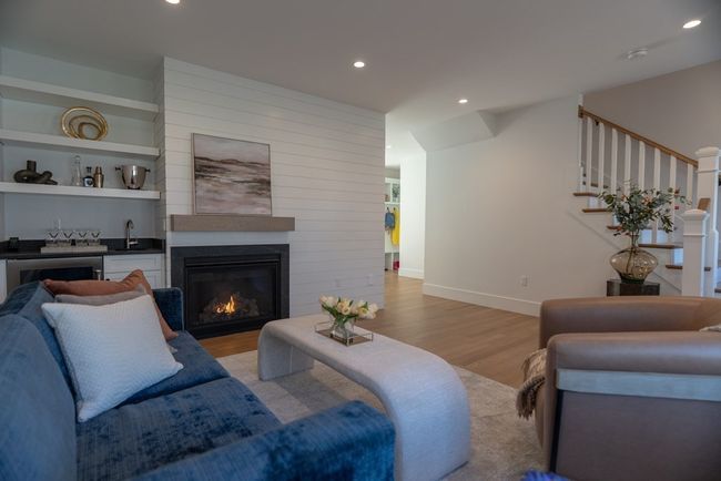3 - 3 Potter St, Condo with 4 bedrooms, 5 bathrooms and 2 parking in Newton MA | Image 6