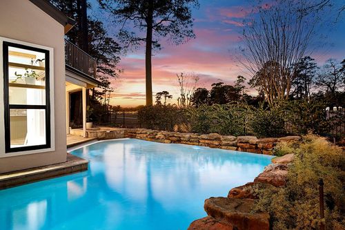 15 Crinkleroot Ct, The Woodlands, TX, 77380-3915 | Card Image