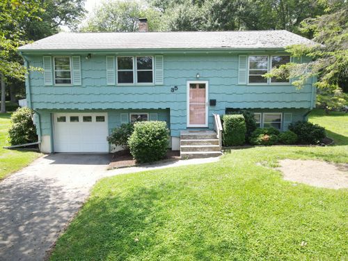 35 Corey Ln, Niantic, CT, 06357-1338 | Card Image
