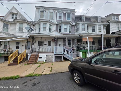 35 S Spruce St, Mount Carmel, PA, 17851-2431 | Card Image