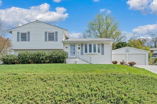 2515 Northminster Rd Nw, Roanoke, VA, 24012-3209 | Card Image