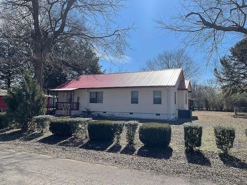 270 W Dena St, Booneville, AR, 72927-4714 | Card Image