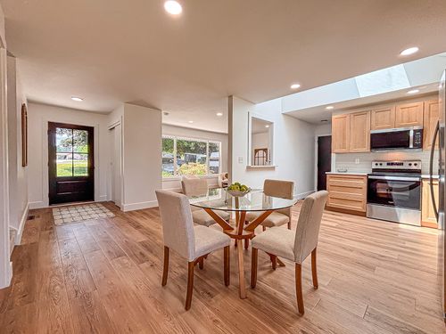 W309S10340 Knoll Ct, Mukwonago, WI, 53149-9141 | Card Image