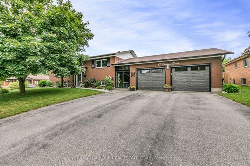 17 Bertram Dr, Elmvale, ON, L0L1P0 | Card Image