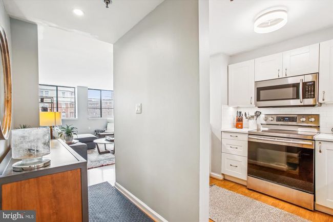 APT-604 - 1312 Massachusetts Ave Nw, Condo with 2 bedrooms, 1 bathrooms and null parking in WASHINGTON DC | Image 5