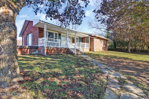 146 S Country Drive, CROSSVILLE, TN, 38572 | Card Image