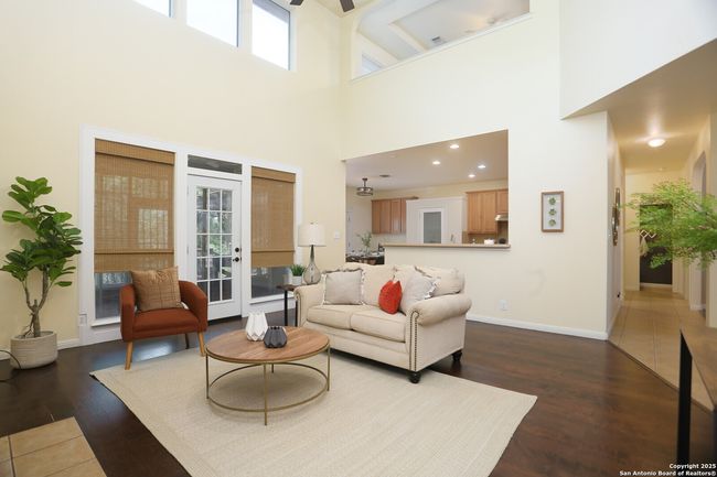 14307 Windy Crk, House other with 4 bedrooms, 4 bathrooms and null parking in Helotes TX | Image 8