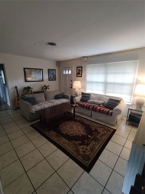 1616 Glencrest Dr, Austin, TX, 78723-1114 | Card Image