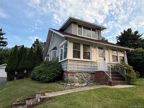 29 Ramapo Rd, Garnerville, NY, 10923-1717 | Card Image