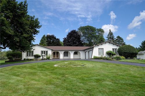 4 Pin Hook Lane, Pittsford, NY, 14534 | Card Image