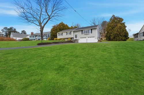 38 Juniper Ln, Holden, MA, 01520-2402 | Card Image