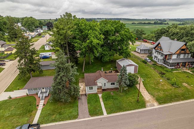 303 W Center St, House other with 2 bedrooms, 1 bathrooms and null parking in South Wayne WI | Image 38