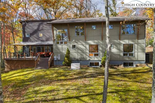 351 Seasons Dr, Vilas, NC, 28692-8477 | Card Image